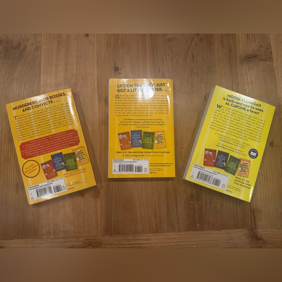 Al Capone Set of 3 Books - Picture 8 of 11